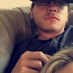 Meet your Posher, Danika